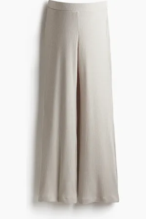 H&M MAMA Before & After Rippstrick-Hose