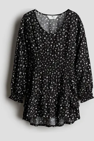 H&M Gesmoktes Kleid