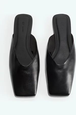 H&M Mules aus Leder mit eckiger Spitze
