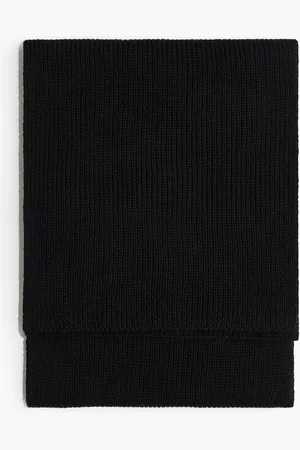 H&M Schal in Rippstrick