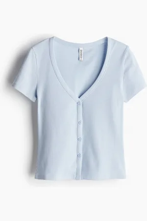 H&M Geripptes T-Shirt mit Knopfleiste