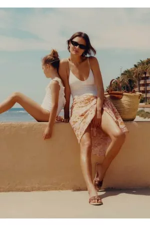 MANGO Mädchen Bikinis - Texturierter Badeanzug mit Volants