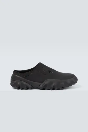 JUNYA WATANABE X Oakley Slip-Ons aus Veloursleder