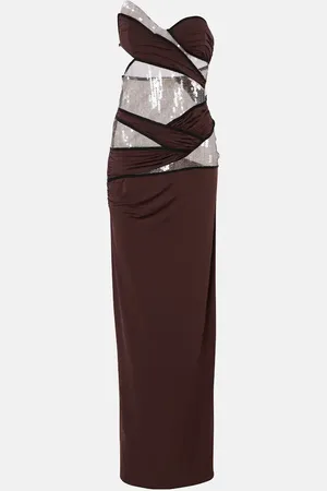 Nensi Dojaka Verzierte Robe
