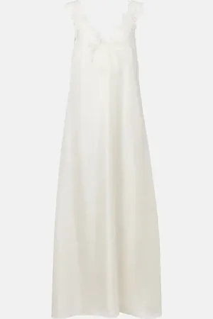 Rohe Róhe Robe aus Seide mit Spitze