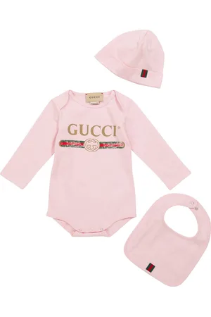 Gucci Baby Set aus Strampler, Mütze und Lätzchen aus Baumwolle