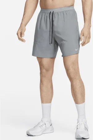 Nike StrideDri-FIT-Laufshorts mit Futter für Herren (ca. 18 cm)