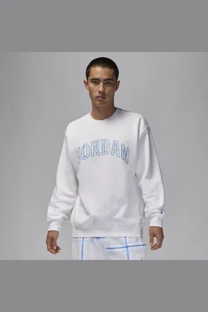 Jordan EssentialsFleece-Sweatshirt mit Rundhalsausschnitt für Herren