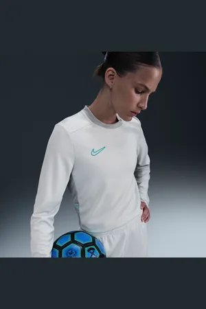 Nike AcademyDri-FIT-Fußball-Longsleeve mit Rundhalsausschnitt (Damen)
