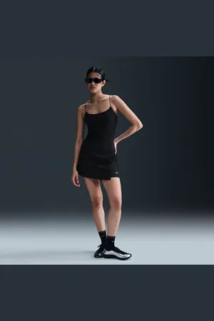 Nike Sportswear Essential Skort aus Webmaterial (Damen)