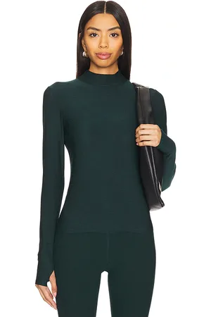Beyond Yoga Featherweight Moving On Pullover in