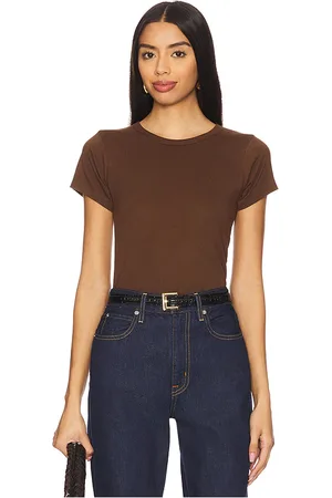 ÉTERNE Fitted Crewneck Short Sleeve T