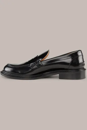Windsor Loafer aus Kalbnappaleder in by Unützer